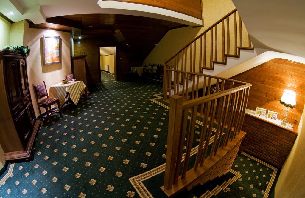טיקוצ'ין Villa Regent מראה חיצוני תמונה