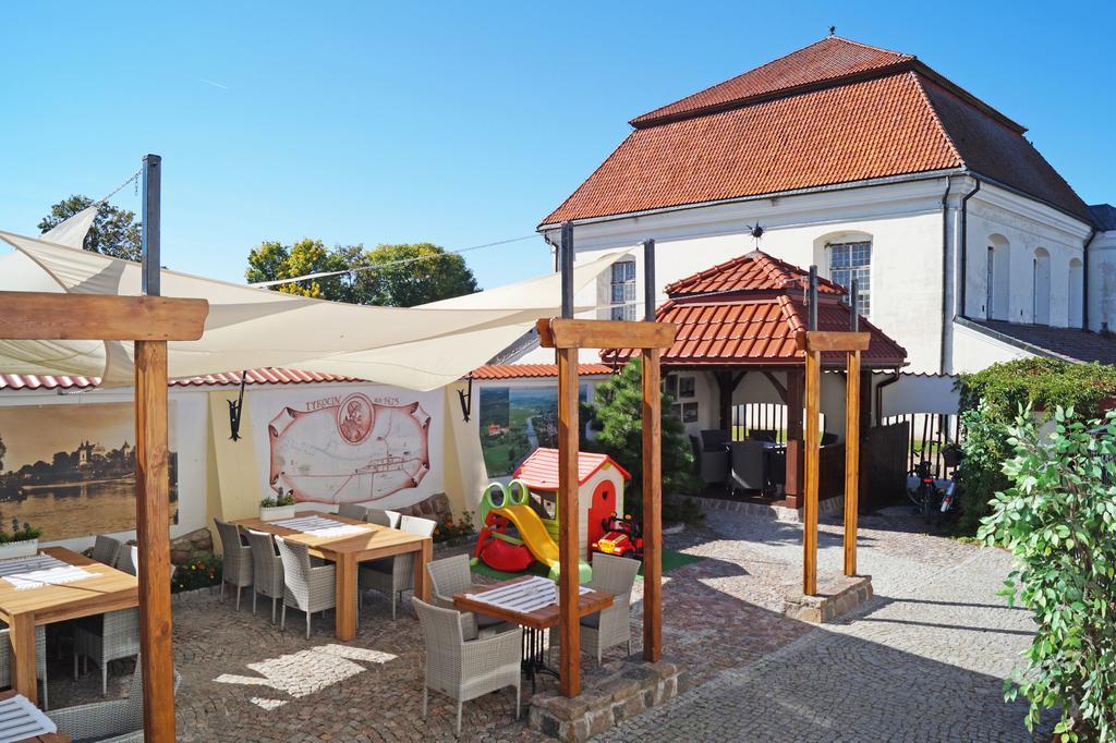 טיקוצ'ין Villa Regent מראה חיצוני תמונה